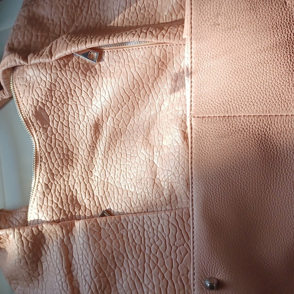 Vince Camuto Purse - Picture 3 of 6